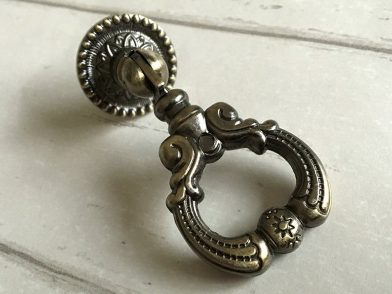 Vintage Style Dresser Pull Knobs Drawer Knob Pulls Handles Drop Pull Antique Bronze Kitchen Cabinet Pulls Knobs Handle Decorative Hardware