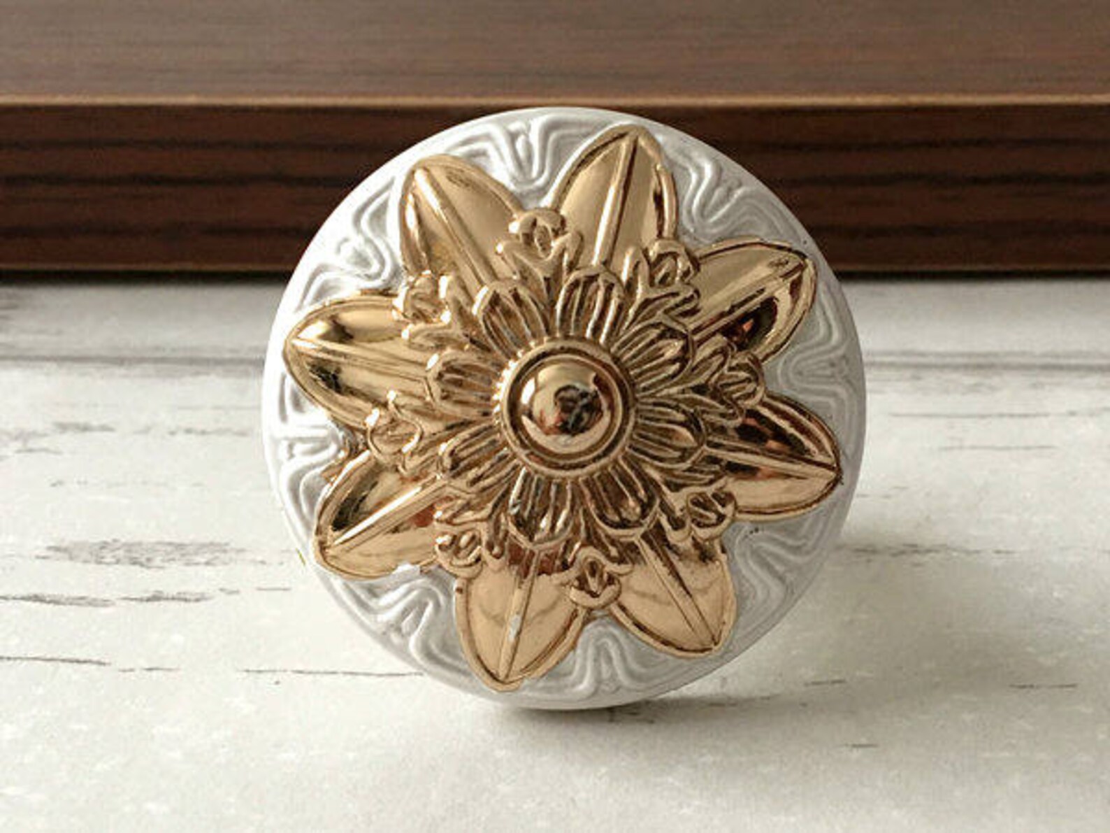 Shabby Chic Dresser Knobs Gold Flower Drawer Knob Pulls Etsy