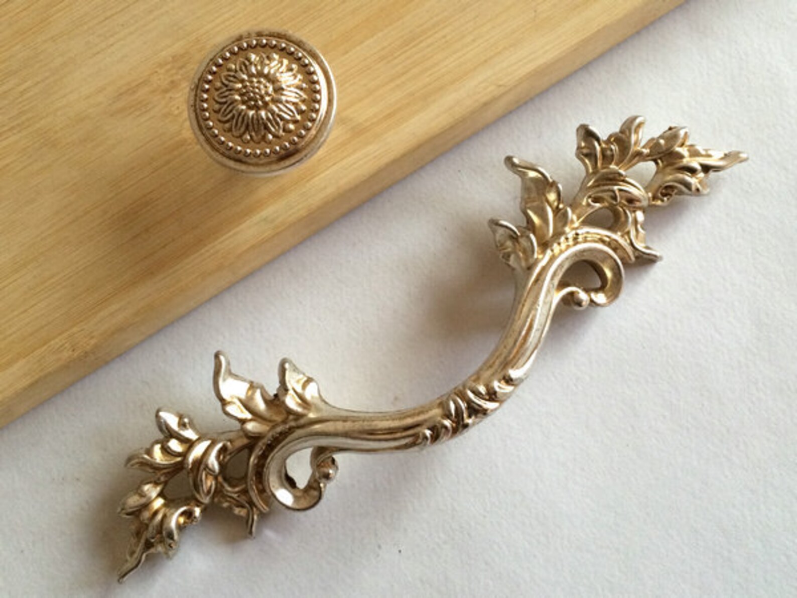 3 Antique Silver Shabby Chic Drawer Pulls Handles Etsy