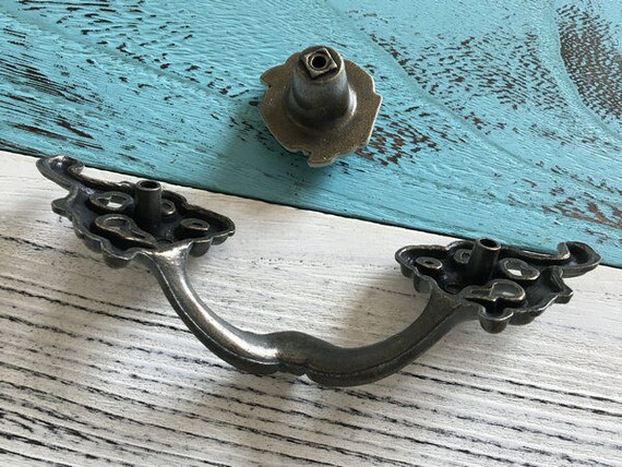 3 25 Vintage Look Drawer Pulls Handles Dresser Pull Handle Etsy