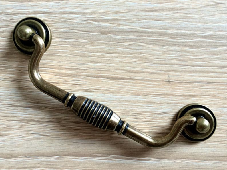 3.5 4.75 Dresser Pulls Drop Drawer Pull Handles Knob Antique Bronze Kitchen Cabinet Handle Knobs Vintage Furniture Door Bail Pulls