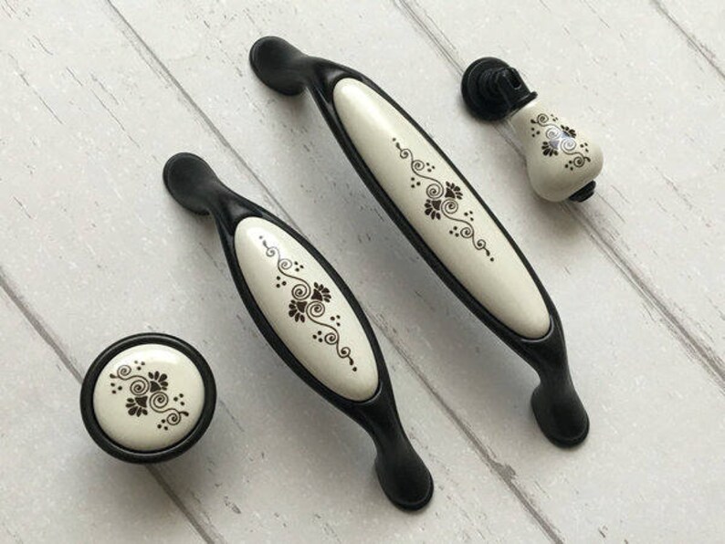 3.75 5 Rustic Door Knob Handles Pulls Etsy