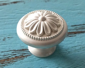 Silver White Knob Shabby Chic Cabinet Knob Pull Dresser Knob Pulls Drawer Pull Handles Kitchen Cabinet Door Handle Hardware ARoseRambling