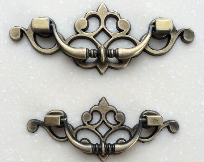 2.5 3.25 Vintage Style Bail Drawer Pulls Drop - Etsy