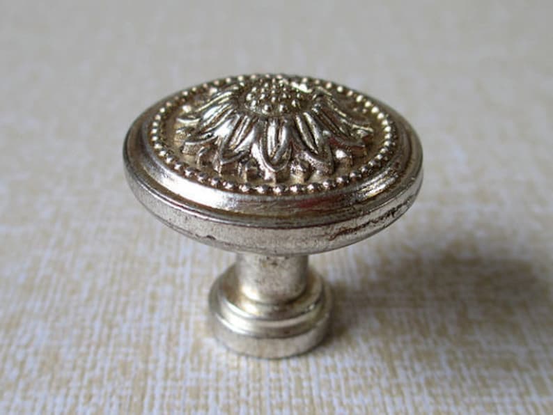 3 Antique Silver Shabby Chic Drawer Pulls Handles Etsy