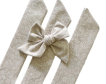 Set of 3 - Bow Strips - 3-4" Bow - Tan Daisy Organic Cotton Fabric - DIY Bows - Hand Tied Bow - Pre Tied Bow  - Tying Bow - Cotton Fabric