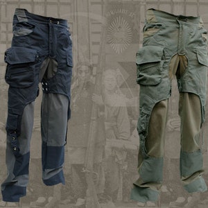 Pu&ograve; includere: Due paia di pantaloni cargo blu e verdi con pi&ugrave; tasche e cinturini. I pantaloni sono realizzati in un tessuto resistente e hanno un design unico.