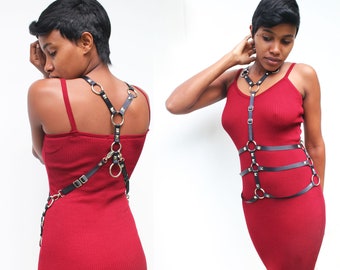 Scarlet Harness ~ in black with silver Rivets & Rings