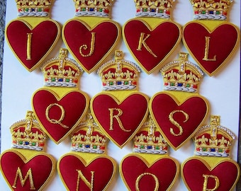 I J K L M N O P Q R Family Name Letter Valentine Love Reunion Heart King Crown Patch XO Craft Sew Quilt Robe Jacket Theatre Prom Party Play