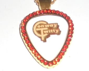 CONWAY TWITTY Country Concert Pick Guitar Chain Pendant Song I We You Band Music Concert Guitar Pick Rhinestone Pendant Chain Necklace Song