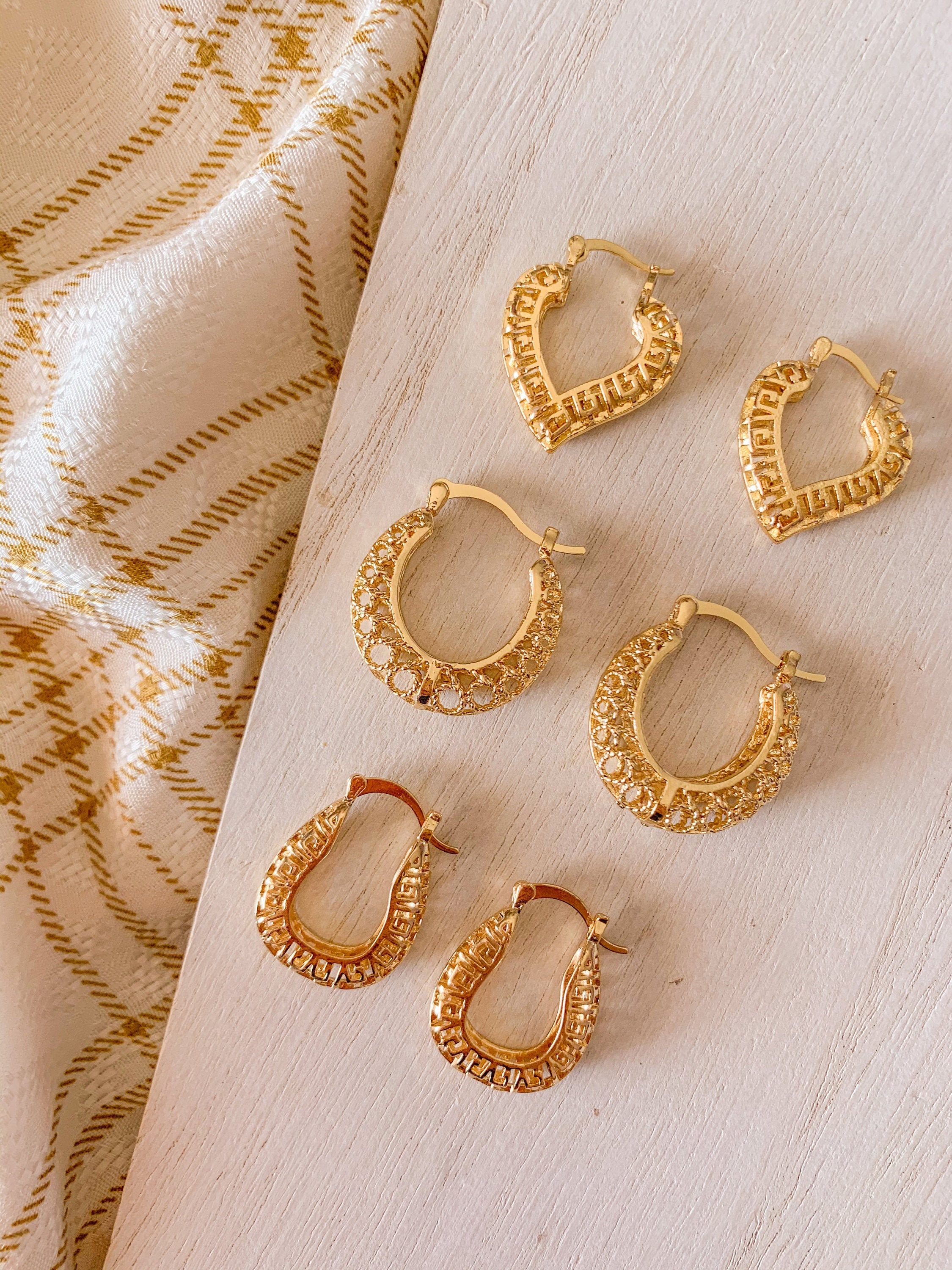 14K Gold Basket Hoop Earrings Minimalist Hoop Earrings Gold Etsy