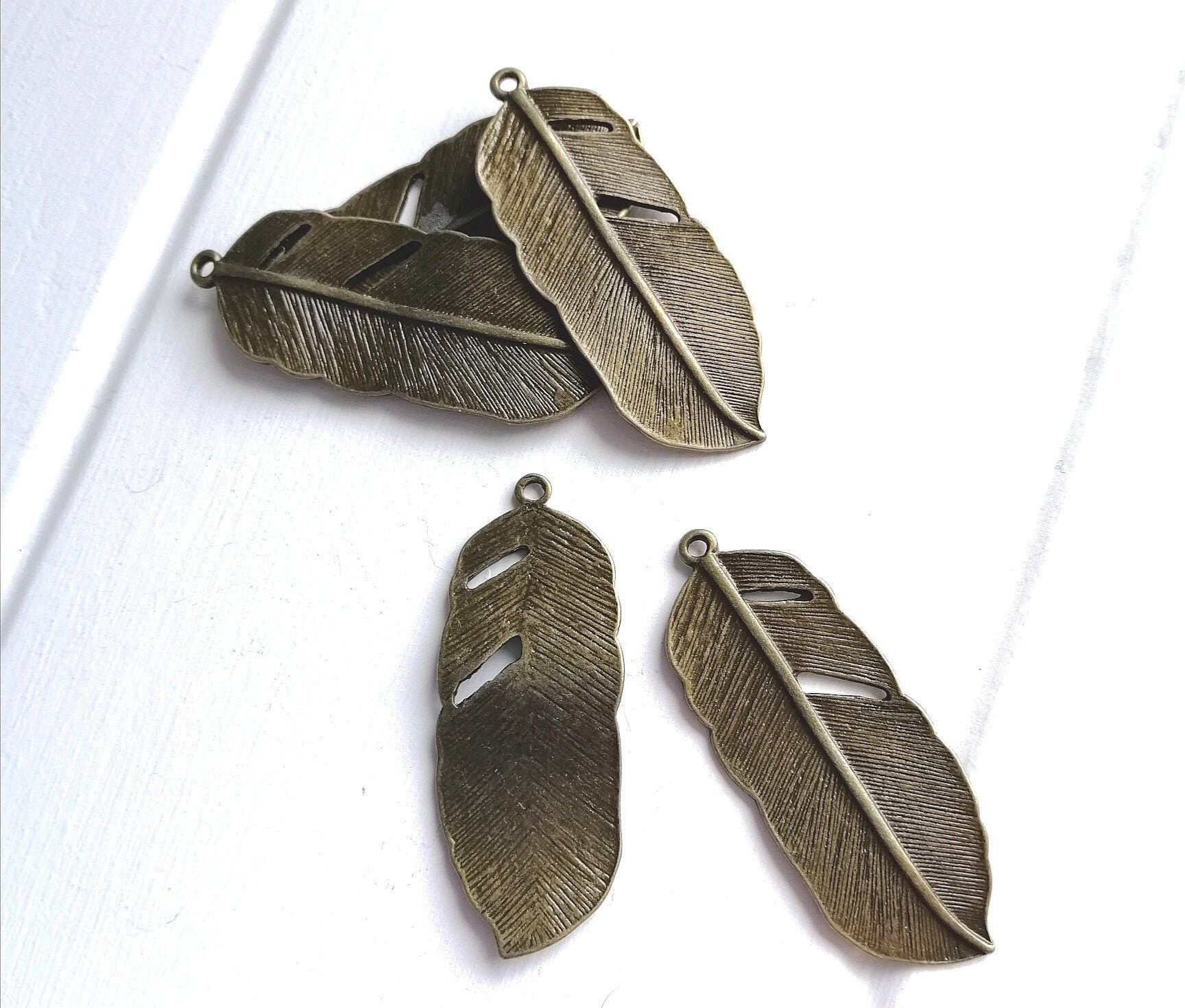 10 Feather Charms/large Feather Pendant/antique Bronze