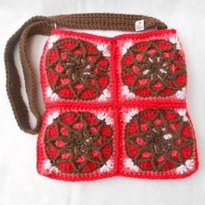 extravagant crochet bag image 1