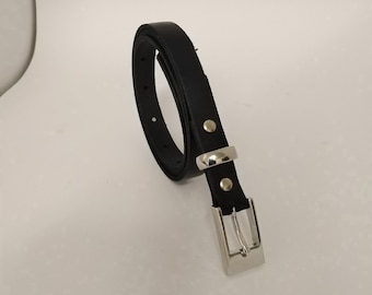 Black Leather skinny belt for women. 15mm (5/8") wide. Handmade in UK using 100% genuine leather with quality Spanish made buckle and loop..