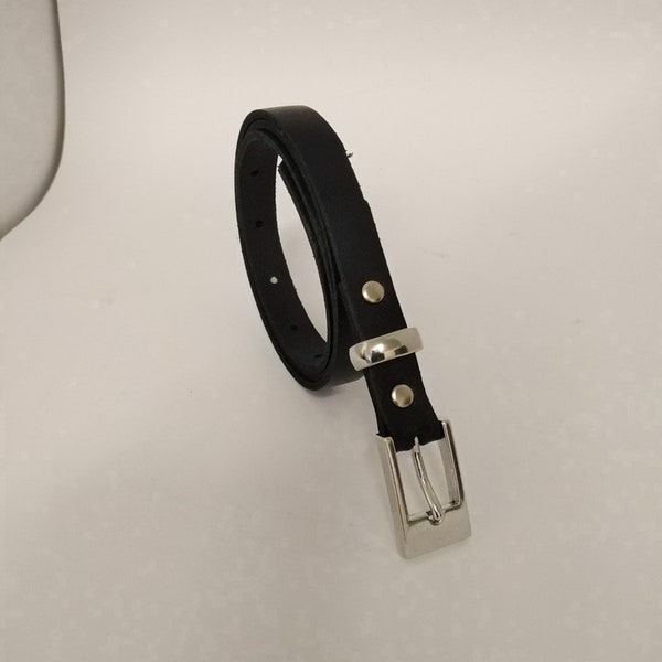 Black Leather skinny belt for women. 15mm (5/8") wide. Handmade in UK using 100% genuine leather with quality Spanish made buckle and loop..