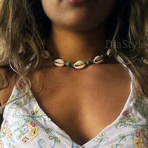 Cowrie Shell Necklace, Natural Cowrie Shell Choker, Shell Choker, Hemp Shell Necklace, Hemp Choker, Sea Shell Necklace, Shell Jewelry