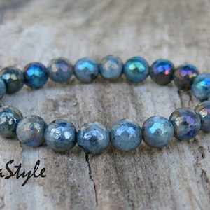 Labradorite Bracelet, Electroplate Labradorite Bracelet  Rainbow Bracelet, Metallic Bracelet, Titanium Electroplate, Mala Yoga Bracelet