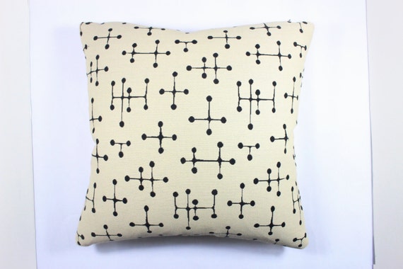 eames pillow