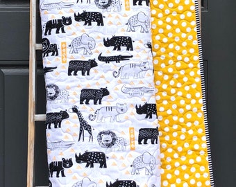 Safari baby quilt, animal quilt, black and yellow quilt, tribal blanket, baby play mat, jungle quilt, modern baby boy blanket, polka dot,