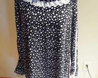 Ladies Long Black and white dots print shirt or dress 12-14