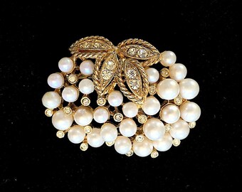 2 Broches Anciennes Perle Et Pierre Brillante - Occasion à Nettoyer - Style Vintage - Bijou De Collection