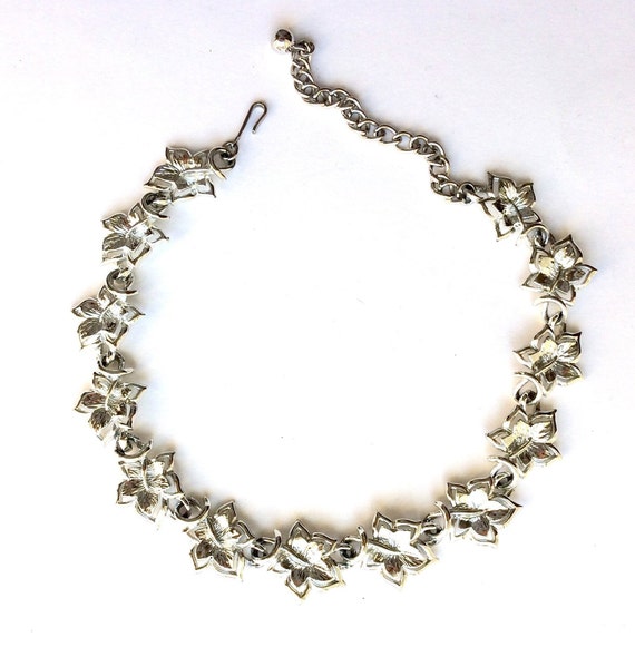 Vintage necklace by CORO. Silver tone metal five-… - image 9