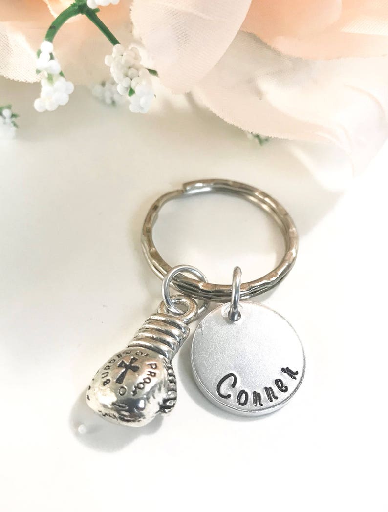 Pewter Boxing Keyring And Pin Badge Set - Sporting Billy