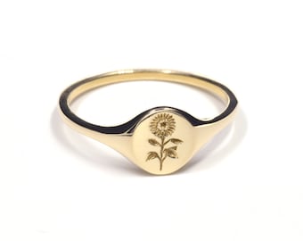 Mini Sunflower Signet Ring