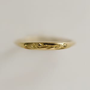 Rosebud Signet Ring