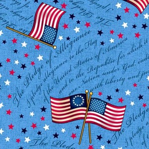 Long May She Winken ~ Flagge werfen auf dem Bündnis der Allegiance Blau ~ 100% Baumwolle von Quilting Treasures (24406-B) ~ Paterischer Unabhängigkeitstag