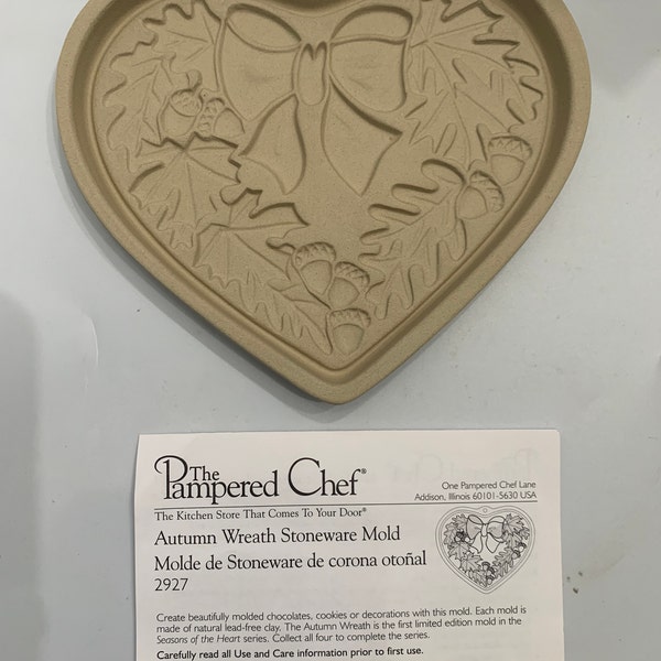 Pampered Chef stoneware cookie,chocolate mold 5 inch