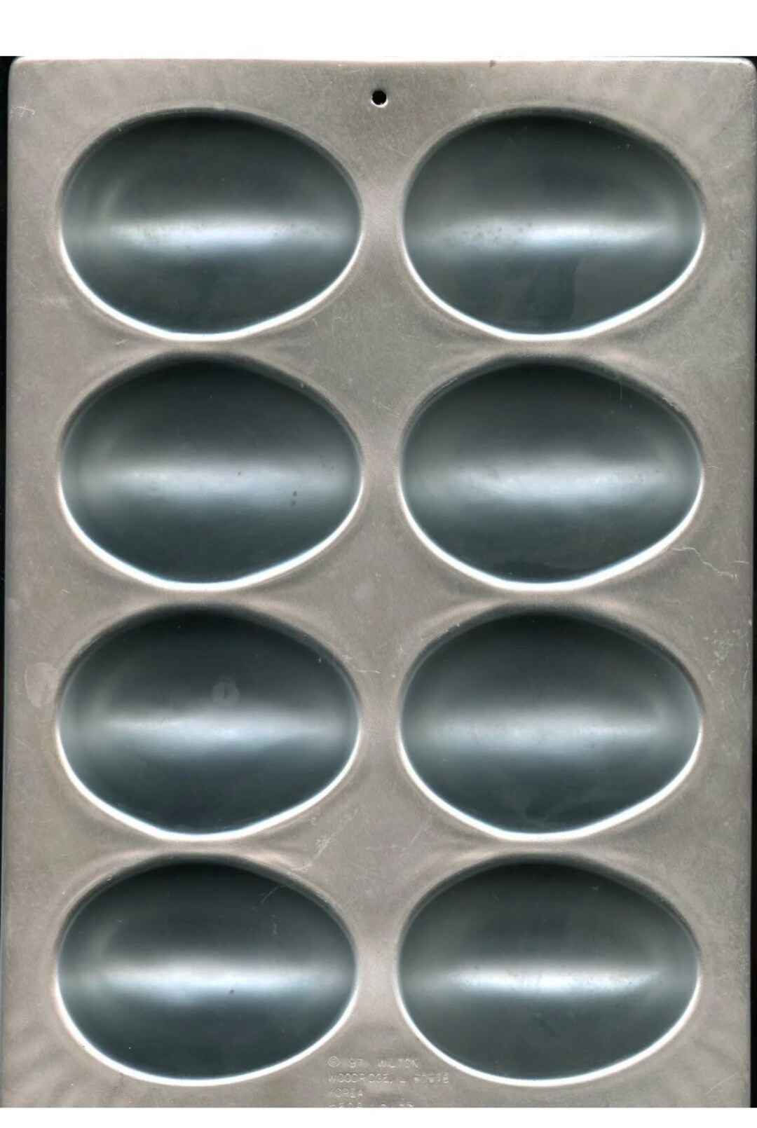 Wilton Vintage Egg Shaped Pan, Aluminum Egg Pan, 8 Cavity Egg Mold, 3