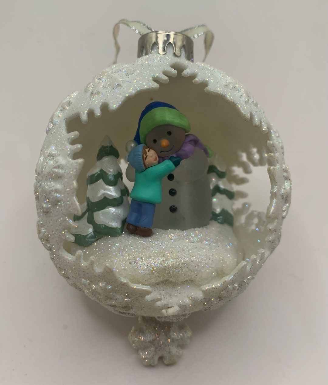 Hallmark Keepsake Vintage Light up Christmas Ornament, Frosty Snowball