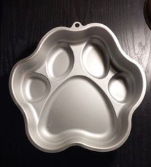 Wilton paw print cake cheap pan
