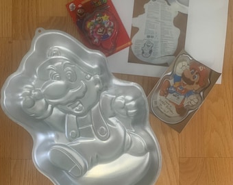 Wilton Super Mario Brothers cake pan/Nintendo Mario cake pan/Super Mario Brothers Birthday Party.