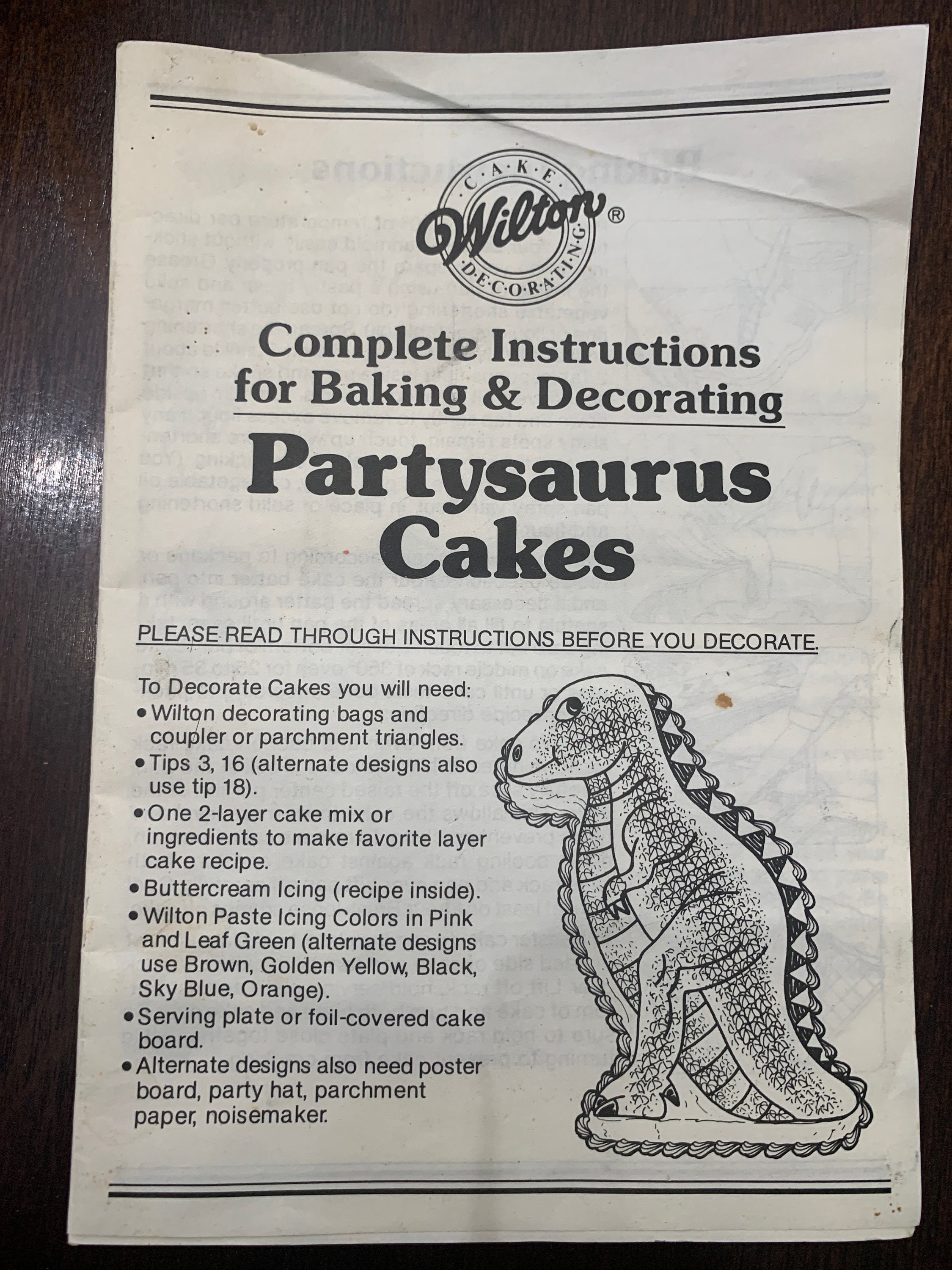 What is the use of dinosaur cake pan?, by Victoriauk