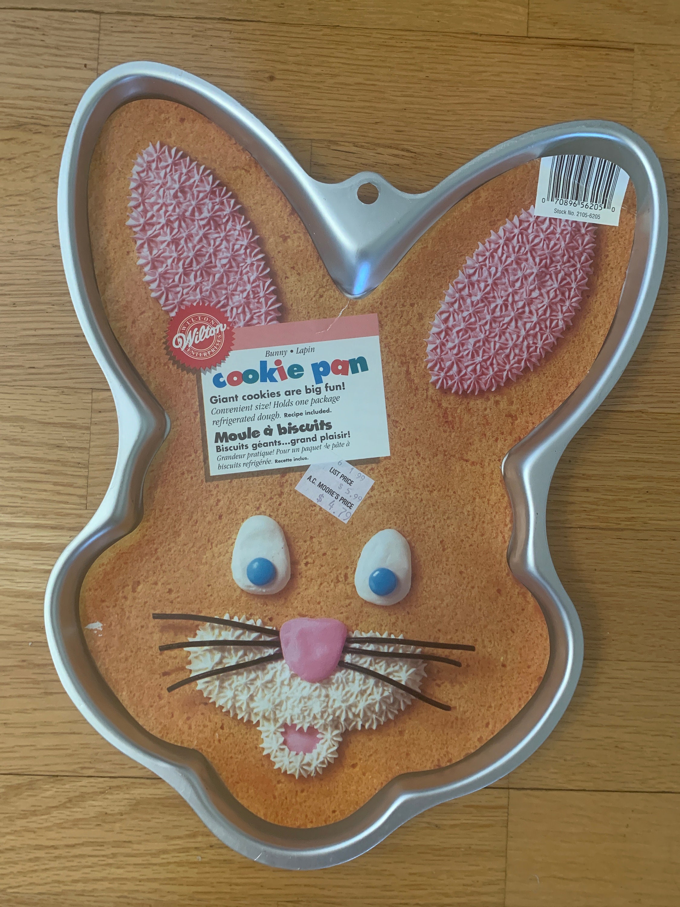 Giant cookie cake pan, wilton Bunny cookie pan vintage 1995 new. Bake giant  cookies, desserts, giant chocolate bunny.