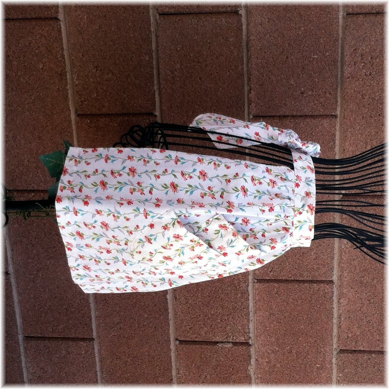 Cooks Up to Size 14 ORANGE FLOWER CHAIN Apron