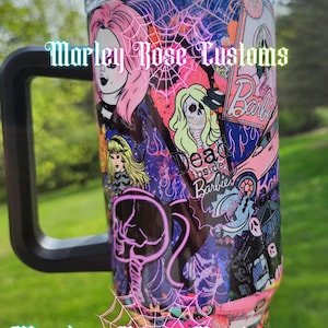 Horror 40oz Tumbler, Horror queen, Halloween Tumbler, Pink Horror , 40oz Tumbler, Spooky Aesthetic, BFF Gift, Witchy Vibes, Dark Feminine