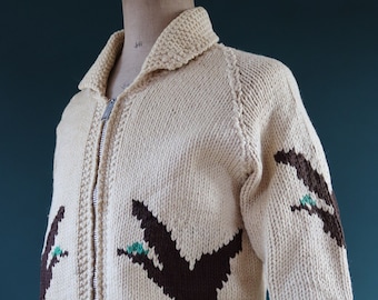 Vintage 1960s 60s hand knitted cream ducks geese thick wool cowichan sweater cardigan jumper knit Conmar zipper shawl collar 42” chest