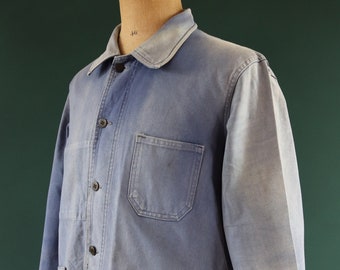 Vintage 1950s 50s 1960s 60s French blue work jacket workwear chore faded 46” chest bleu de travail cotton twill sun faded