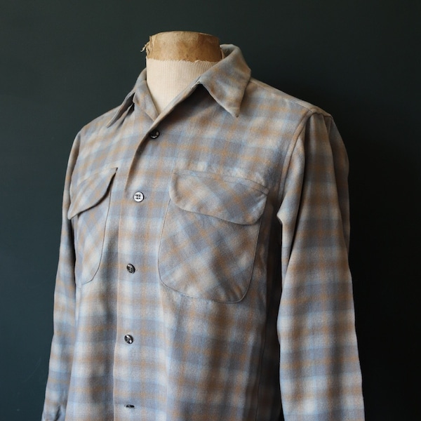 Vintage 1980s 80s Pendleton wool shirt sky blue grey plaid checked board shirt surf Ivy League style mod 42” chest