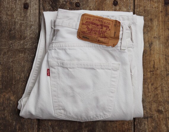 Vintage 2000s 00s Levis 501xx Levi Strauss White Red Tab  