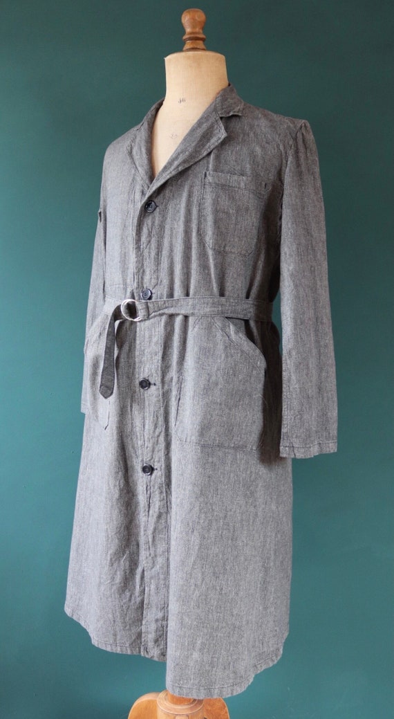 Vintage 1960s 60s French salt pepper grey belted work long coat jacket overall workwear factory machinist 44” chest shopkeeper marchand