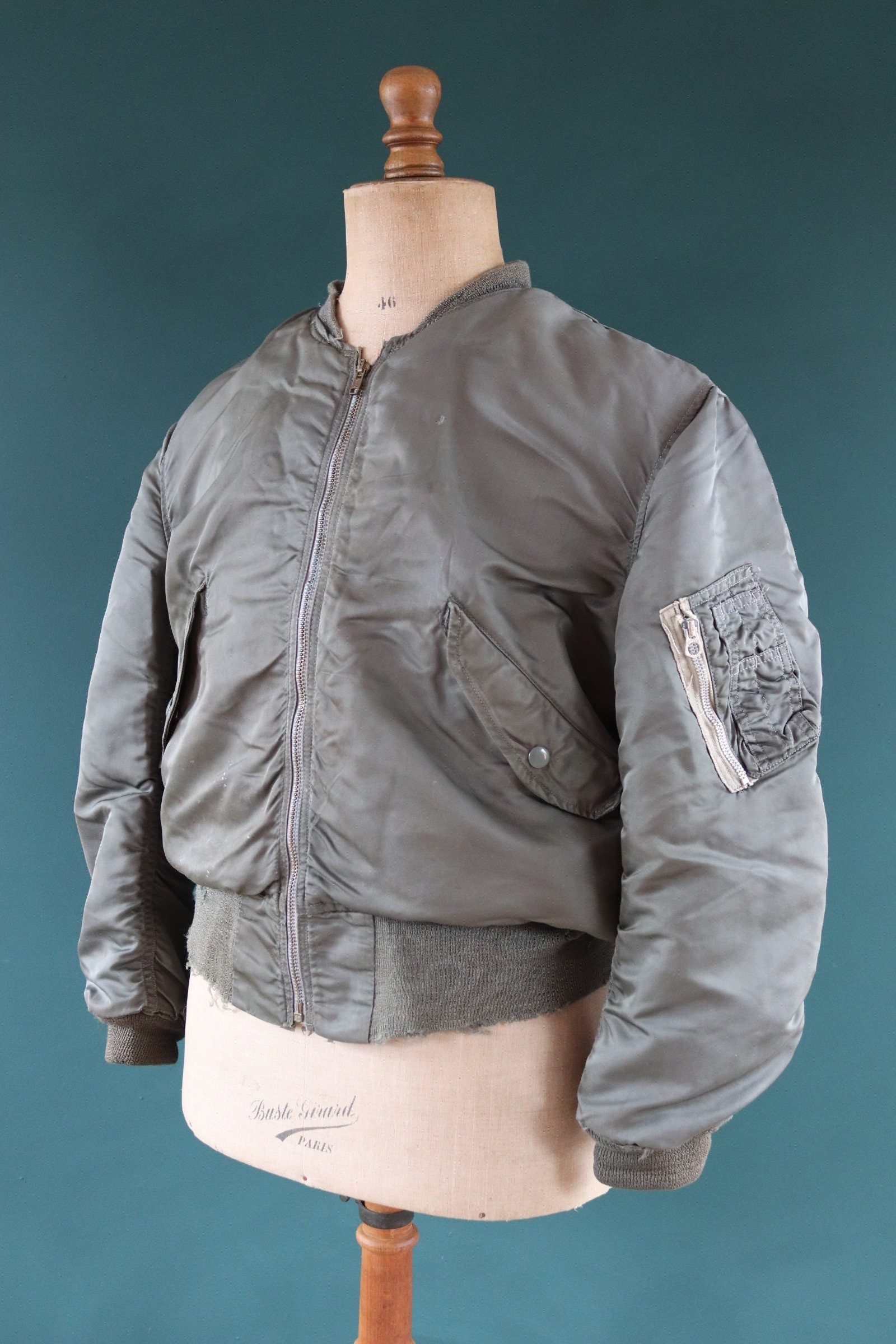 sacai×MADSAKI サカイ コラボ MA-1 ブルゾン ジャンパー 留まっ sacai×MADSAKI サカイ コラボ MA-1 ブルゾン ジャンパー 留まっ