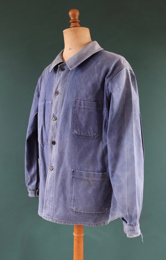 Vintage 1940s 40s 1950s 50s French blue work jacket workwear chore faded 50” chest bleu de travail cotton twill sun faded