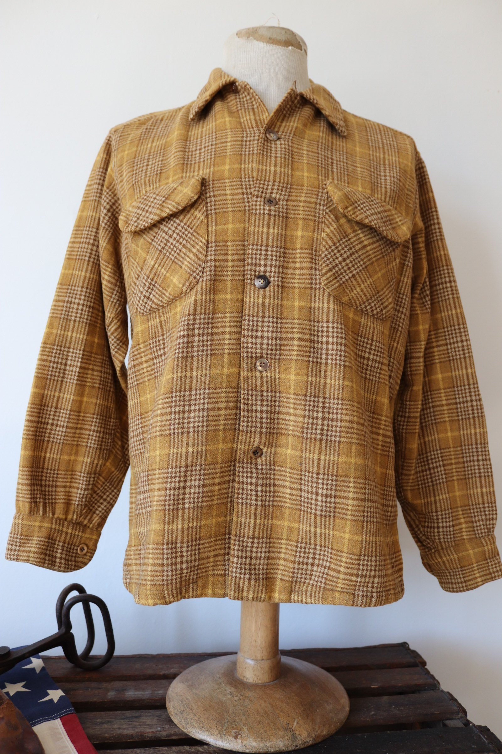 Vintage 1970s 70s mustard Pendleton plaid checked wool board shirt 44 ...