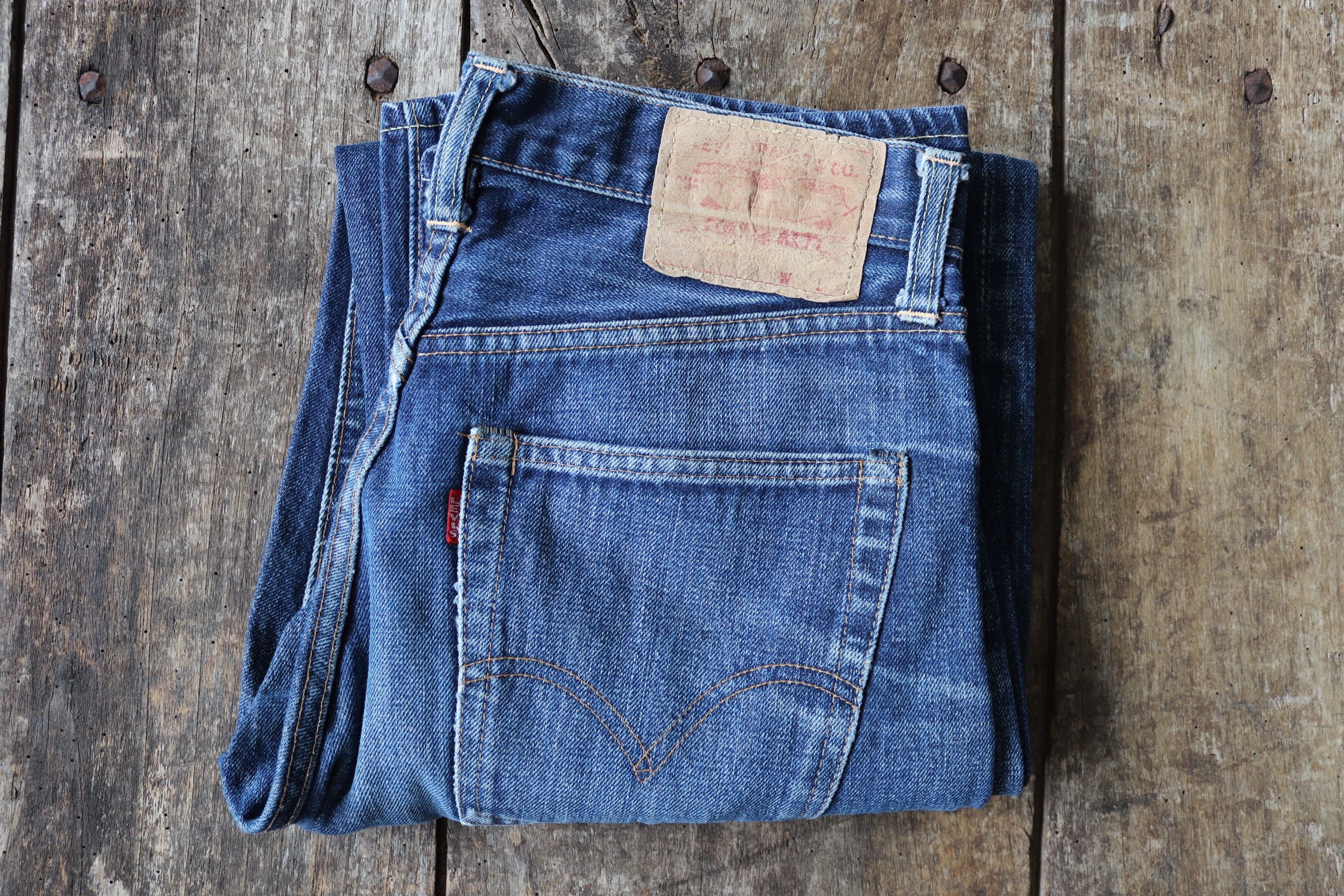 Vintage 1960s 60s Levi Strauss Levis 551 ZXX selvedge denim jeans big e red  tab 29” x 31” workwear work chore indigo Talon zipper