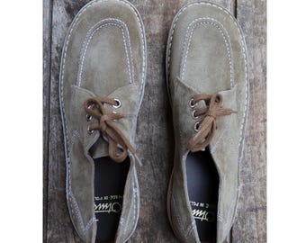 Vintage deadstock suede shoes - crepe sole - mod style - UK Size 9 - EUR 43