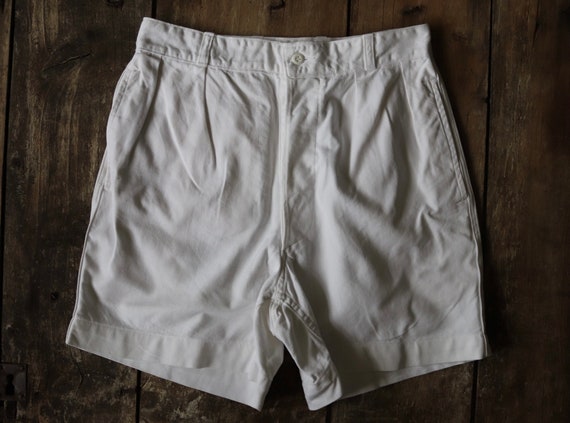 Vintage 1970s 70s French army military white cotton cuffed shorts summer button fly 28” x 5”